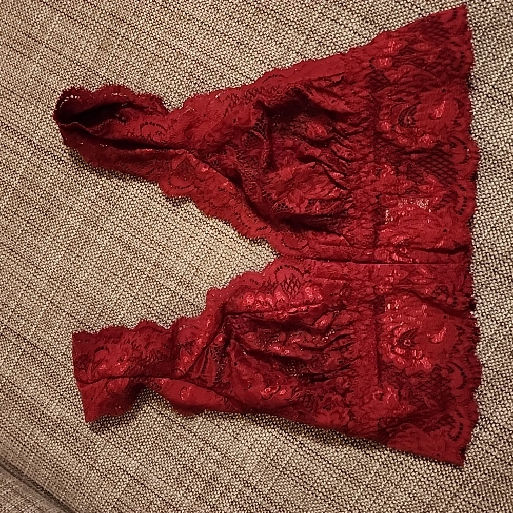 Cosabella Happie bralette. Deep Ruby . M